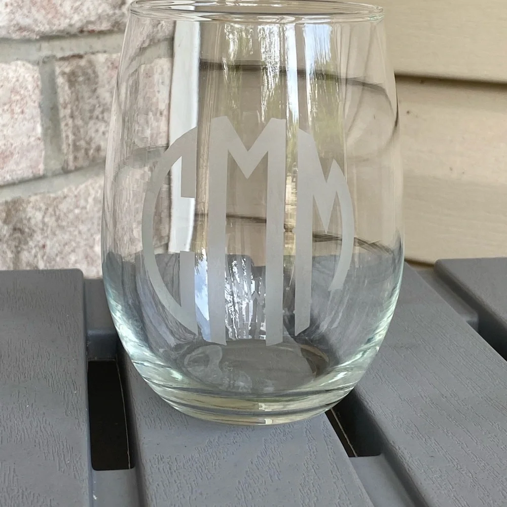 Monogrammed Etch Wine Glass